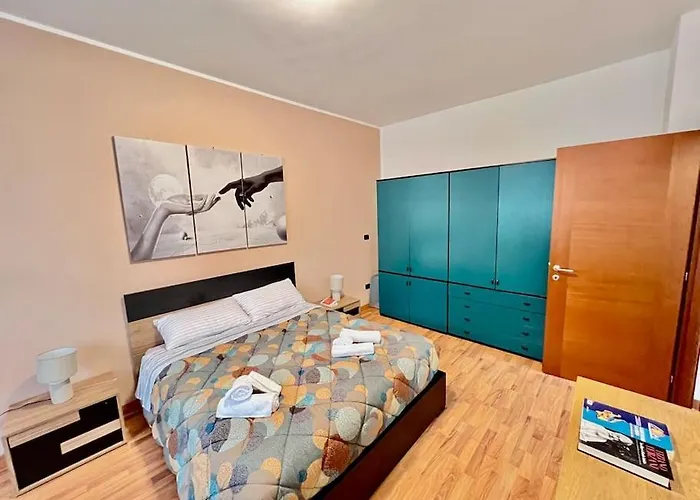 Apartment Blue House Relax E Divertimento Turin